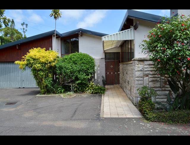 8 BEDROOM FREEHOLD FOR SALE IN WESTVILLE